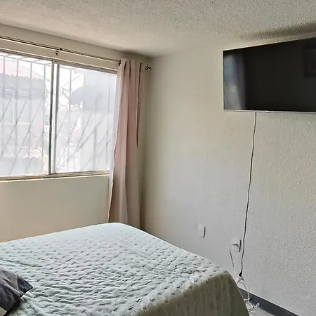 Casa Con Dos Habitaciones, Cocina Equipada Y Servicios De Streaming
